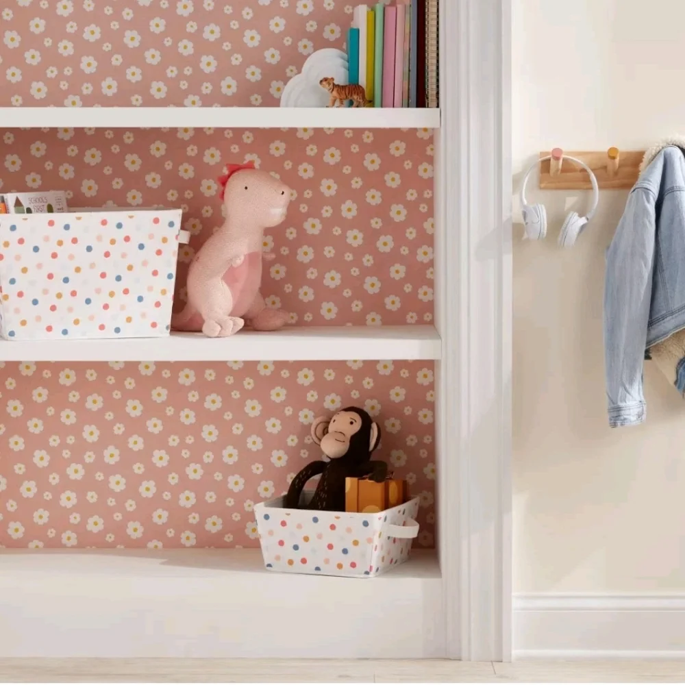 Pillowfort - Pink Daisy Kids' Wallpaper
